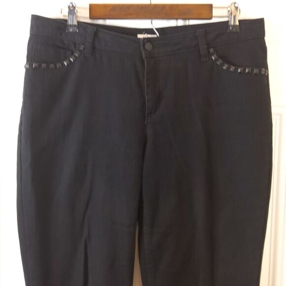 Liz Claiborne black stretch jeans with studs - Picture 1 of 9